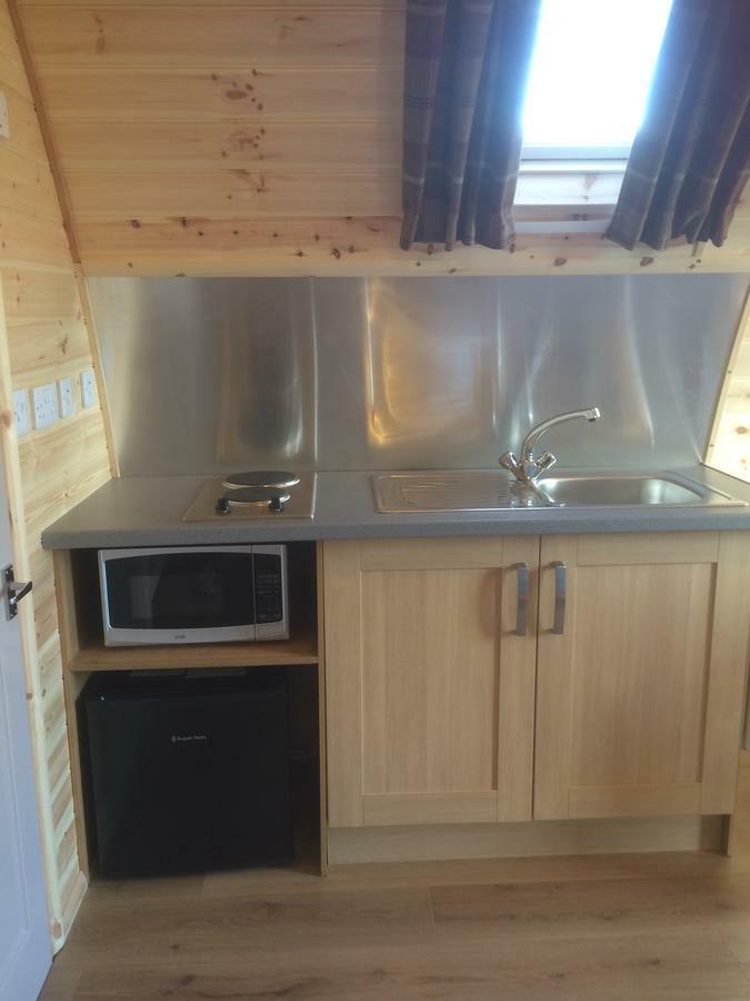 Loch Shin Glamping Pods Vila Lairg Exterior foto