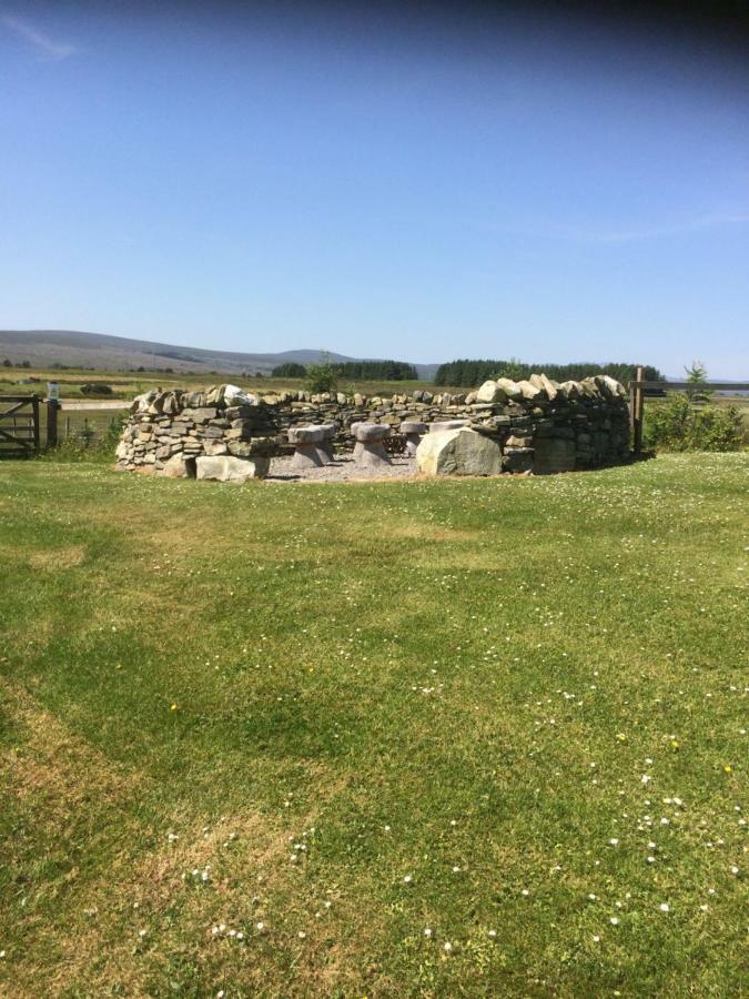 Loch Shin Glamping Pods Vila Lairg Exterior foto